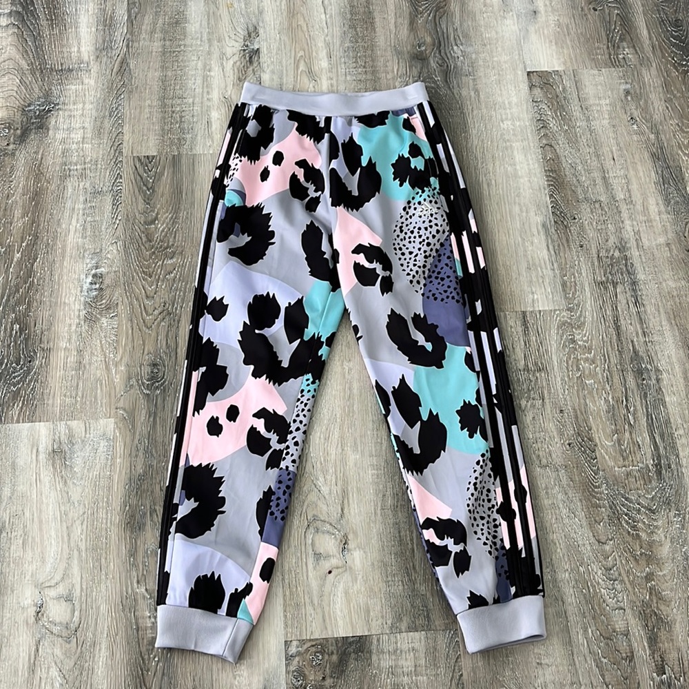 Adidas sweatpants